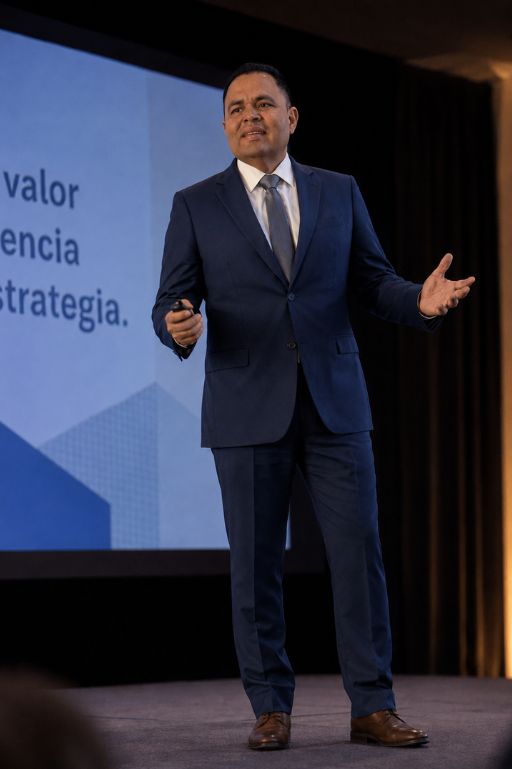 Rigoberto Velázquez Elenes
